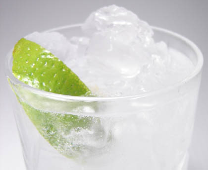 Gin com n e tónica