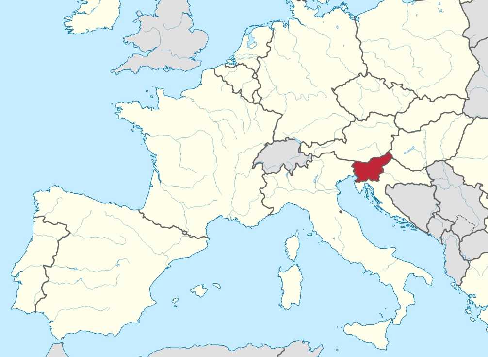 A Eslovénia, Portugal  <br>e suas políticas linguísticas respetivas