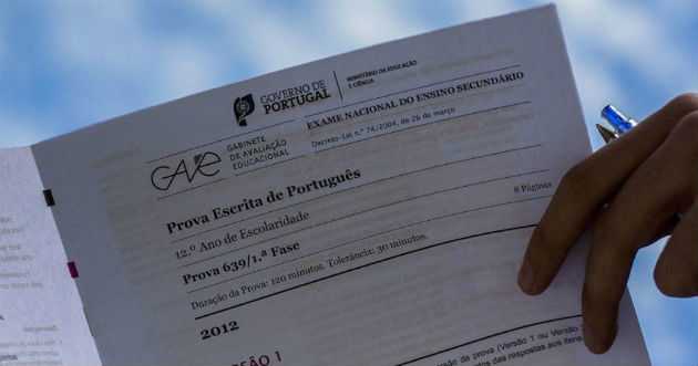 Exames Nacionais e áreas críticas da língua, tempos verbais n'Os Lusíadas, reticente vs. renitente e usos incorretos na comunicação social