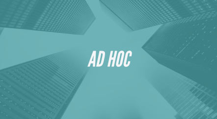 Significado da expressão latina <i>ad hoc</i>?