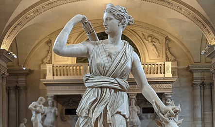 Ártemis, e não "Artémis"